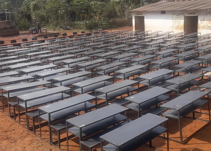 New furniture and desks in Care for children schools